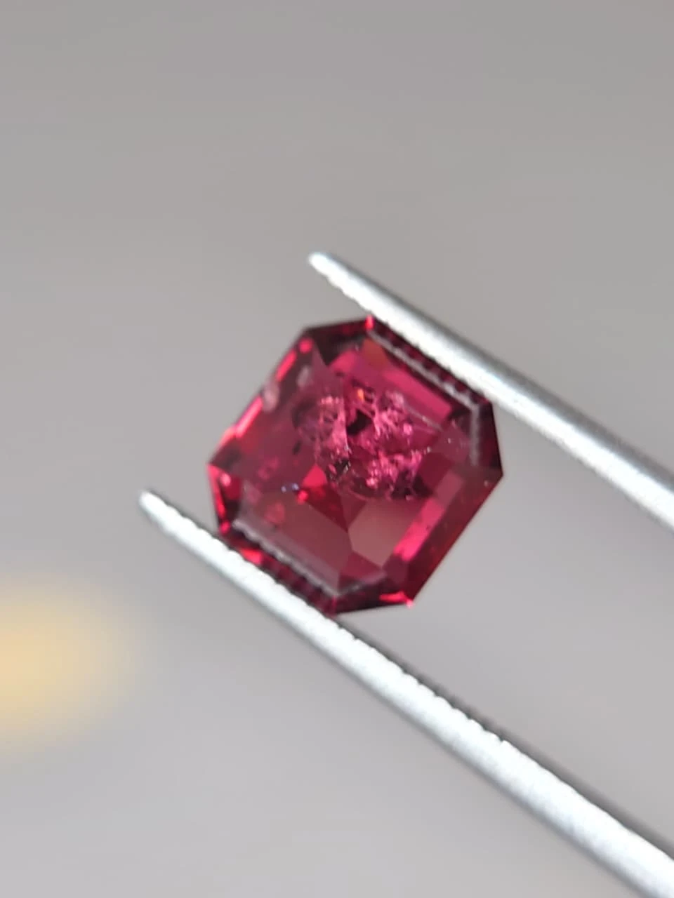 3.8ct Natural Malaya Garnet from Tanzania — view 4